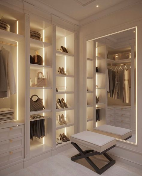 Closet Inspiration Aesthetic, Neoclassical Closet, Closet Room Luxury, Classic Closet Design, Cute Closet Ideas, Tiny Walk In Closet Ideas, Designer Closets, Narrow Walk In Closet, Fancy Bedroom