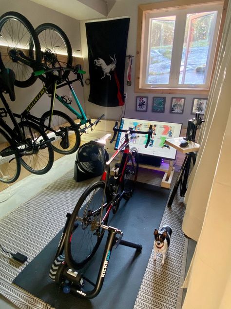 Bike Trainer Room, Zwift Cycling Setup Garage, Low Mounted Tv, Bike Trainer Setup, Zwift Cycling, Bike Office, Bike Storage Design, Garden Bike Storage, Small Home Gyms