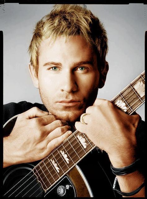 Jason Wade. Lifehouse<3 Jason Wade Lifehouse, Jason Wade, Best Rock Bands, Romantic Dream, Celebrity Music, Its A Mans World, I'm With The Band, Alternative Music, Music Music