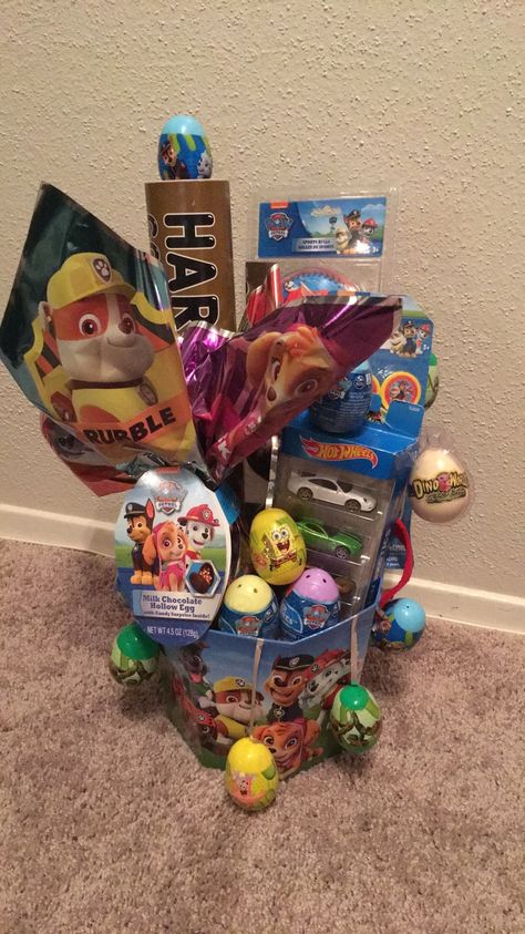 Paw patrol Easter basket idea Paw Patrol Easter Basket, Baby Easter Basket, Basket Diy, Holiday Diy Projects, Easter Basket Ideas, Easter Backgrounds, Happy Bunny, Easter Bunny Basket, Kids Easter Basket