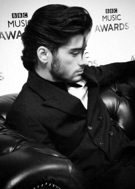 Zayn Malik Photoshoot, Zaddy Zayn, Zany Malik, Zayn Malik Hairstyle, Zayn Malik Style, Zayn Malik Photos, Zayn Malik Pics, Zayn Malik, Long Hair Styles Men