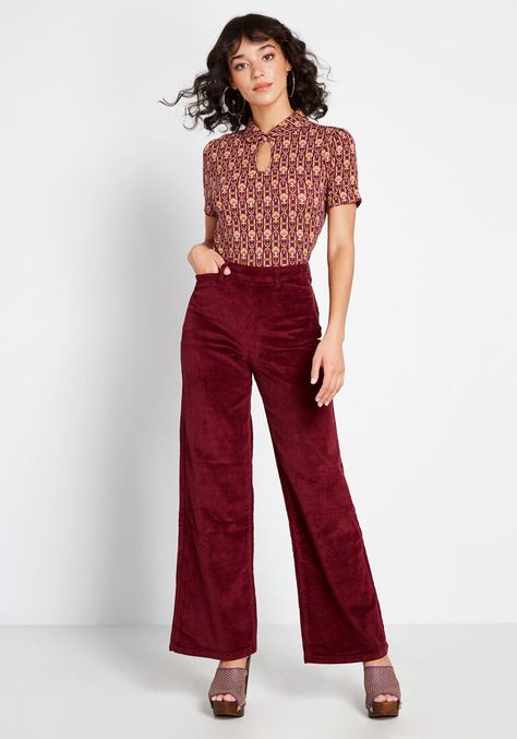 Pretty Pants, Retro Inspired Fashion, Hippie Look, Hijabi Style, Vintage Pants, Overalls Women, Wide Pants, Work Attire, Scenic Views