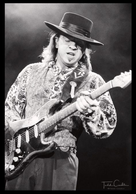 Stevie Ray Vaughan Style, Stevie Ray Vaughan Wallpaper, Stevie Ray Vaughan Poster, Stevie Nicks Guitar, The Fury, Stevie Ray Vaughan Guitar, Ray Vaughan, Stevie Ray Vaughan, Stevie Ray