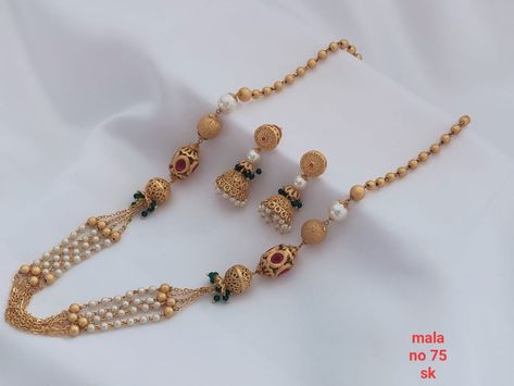 Gold Mala Designs Simple, Gold Mala Designs Antiques, Gold Mala Designs, Gold Mala, Mala Designs, Pretty Gold Necklaces, Antique Gold Bracelet, Antique Gold Earrings, Antique Necklaces Design