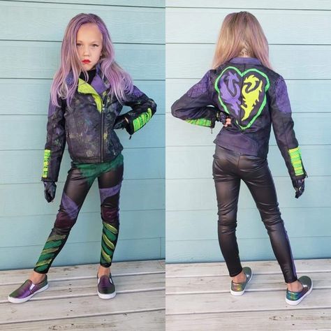 Descendants Costumes Diy, Diy Mal Costume Descendants, Mal Costume Descendants, Mal Costumes From Descendants, Mal Descendants 2, Mal Descendants Dti Outfit, Mal Descendants Costume, Mal Costume, Descendants Dti Outfit Uma