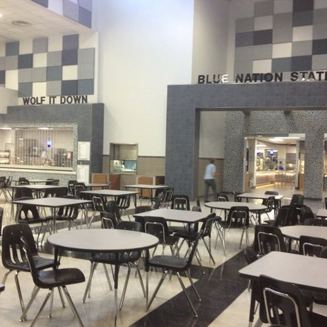 Rich School Cafeteria, High School Cafeteria Aesthetic, Cafeteria Aesthetic School, Korean School Cafeteria, School Cafeteria Aesthetic, College Cafeteria, Hospital Cafeteria, High School Lunches, Spy Aesthetic