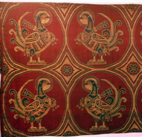 Sassanid Persian silk of pheasants, 7 or 8 c Sassanid Empire, Ancient Textiles, S Letters, Medieval Embroidery, Asian Textiles, Turkish Dress, Art Chinois, Ancient Persian, Iranian Art