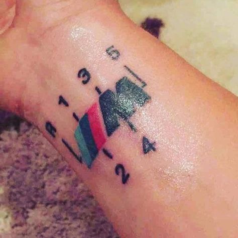 Jdm Tattoo Ideas, Bmw Tattoo Ideas, Trucker Tattoo, Engine Tattoo, Gear Tattoo, Rolls Royce Car, Mechanic Tattoo, Wolf Tattoo Sleeve, Bmw Black