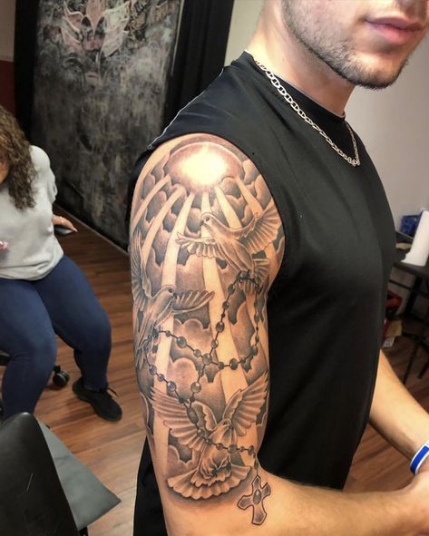 Shoulder Tattoo Guys, Skin Cheese Tattoo Filler, Best Upper Arm Tattoo For Men, Upper Arm Tats Men, Shoulder To Bicep Tattoo Men, Cordnites Tattoo, Top Sleeve Tattoo For Men, Arm Shoulder Tattoo Men, Guy Shoulder Tattoos