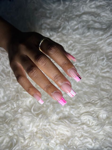 #polkadot #nails #nailart #pinknails#frenchtip #nailspo #nails #naildesign #nailinspiration Nails Nailart, Nails