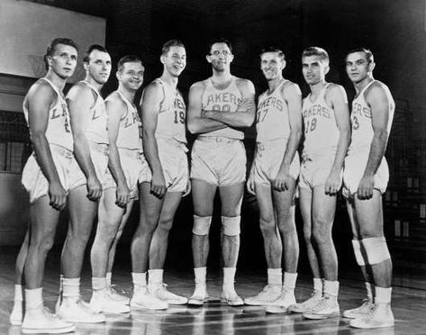 George Mikan and the Los Angeles Lakers back in the day. George Mikan, Lakers Team, Chris Webber, Nba History, Victory Parade, Kareem Abdul, Lakers Basketball, Basketball Posters, Nfl History