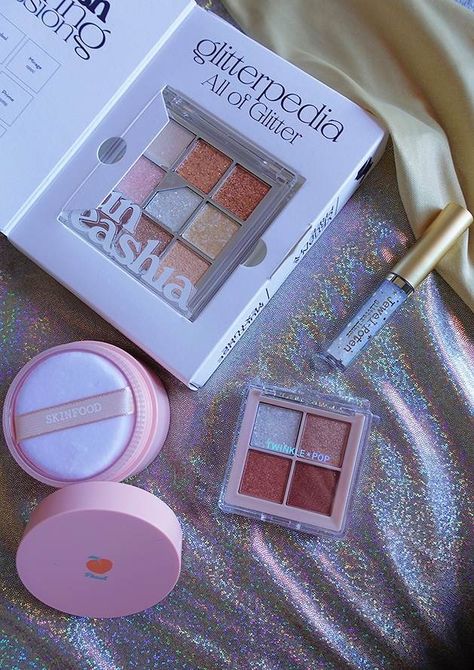 New products from @yesstyle 💗 Glitterpedia Eye Palette in N1 All Of Glitter from @unleashia ✨️ Peach Cotton Multi Finish Powder from @skinfood_official ✨️ Twinkle POP Pearl Flex Glitter Eye Palette in #02 Hey Brown from @clio_official ✨️ Jewel Poten Glitter Liner in #01 Pyro Opal from MacQueen ✨️ Use my Coupon: NICKYAVAK97 for extra discount on YesStyle 💸 #yesstyle #yesstyleinfluencers #unleashia #skinfood #clio #macqueen #glitter #kbeauty Unleashia Glitterpedia, Yesstyle Makeup, Glitter Eye Palette, Zade Meadows, Dr Makeup, K Makeup, Glitter Liner, Dream Makeup, Glitter Eye