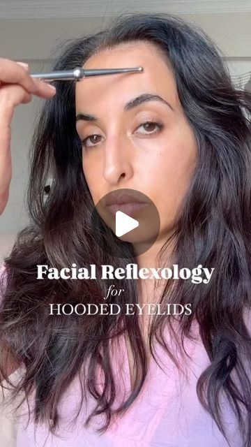 NAZ | HOLISTIC FACIALIST on Instagram: "Facial reflexology works on the principle that specific points on the face correspond to different parts of the body. By massaging or applying pressure to these points, you can positively influence organs, glands, and muscles, promoting overall wellness.

Here’s a quick breakdown:
1. Face Mapping: The face is mapped with zones linked to various body parts. For instance, the forehead might relate to digestion, and the area around the eyes to the kidneys.
2. Stimulating Points: Gentle pressure or massage on these points can improve circulation, reduce tension, and support healing.
3. Whole-Body Benefits: Though the focus is on the face, reflexology can impact the entire body, like improving lung function by working on the cheeks or aiding digestion thr Facial Pressure Points, Face Reflexology, Facial Reflexology, Hooded Eyelids, Face Mapping, Reduce Tension, Improve Circulation, Pressure Points, Reflexology