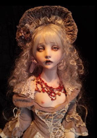 Mari Shimizu, Elizabeth Bathory, Historical Eras, Haunted Dolls, Fantasy Doll, Japanese Dolls, Doll Art, Rich People, Human Emotions