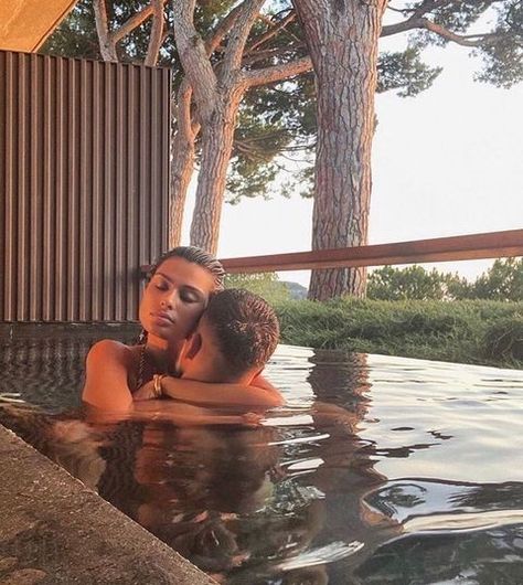 Hot Tub Couple Pics Aesthetic, Hot Tub Pictures Couples, Spa Couple Aesthetic, Couple Spa Day Aesthetic, Couple In Bath Tub Aesthetic, Hot Tub Couple Pics, 2024 Loading, Couples Spa, Bath Photography