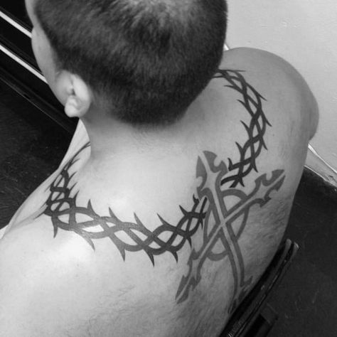 50 Thorn Tattoos For Men - Sharp Design Ideas Thorn Tattoo Neck, Around The Neck Tattoo, Crown Tattoo Meaning, The Neck Tattoo, King Crown Tattoo, Collar Ideas, Thorn Tattoo, New Tattoo Designs, Sharp Design