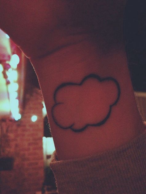 Jc Caylen Cloud Tattoos, Cloud Tattoo Design, Our2ndlife, Ricky Dillon, Cloud Tattoo, Connor Franta, Metal Tattoo, Dance Like No One Is Watching, Hand Tattoos For Guys