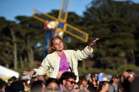 The best and worst of San Francisco's Outside Lands 2022 Outside Lands Outfit San Francisco, Outside Lands Festival, Outside Lands, Beauty And The Beat, Joe Armstrong, Club Music, Billie Joe Armstrong, Golden Gate Park, Riot Grrrl