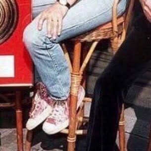 Roger Taylor Pink Converse, Roger Taylor Outfits, Roger Taylor Aesthetic, Sparkly Converse, Princes Of The Universe, Borhap Cast, Roger Taylor Queen, Queen Images, Taylor Outfits