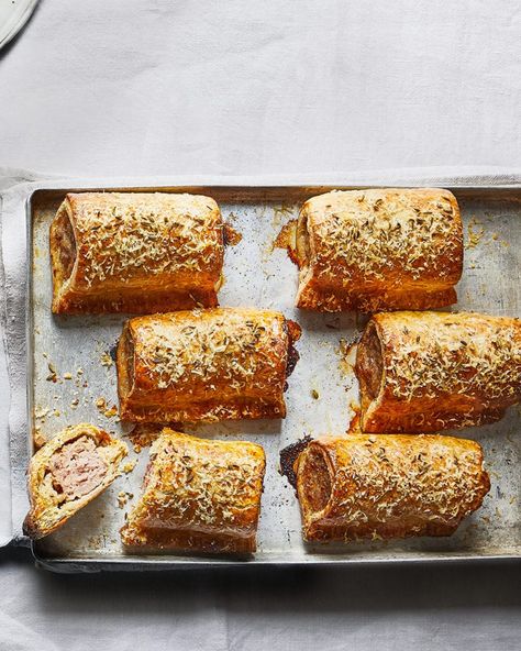 Parmesan and pork sausage rolls Lunchbox Fillers, Cob Loaf, Retro Dinner, Pork Meals, Sausage Rolls Recipe, Pie Maker, Sausage Roll, Fairy Bread, Apple Sausage