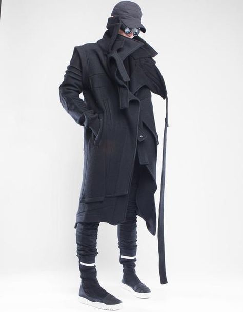 We like the arms. We like the bottom of the jacket which his the overlay. This could work with a nice angle design that breaks up the main jacket over it. Dystopian Fashion, Angle Design, Apocalypse Survival, Men Jackets, Concept Clothing, Peacoats, Futuristic Fashion, Winter Jacket Men, Avant Garde Fashion