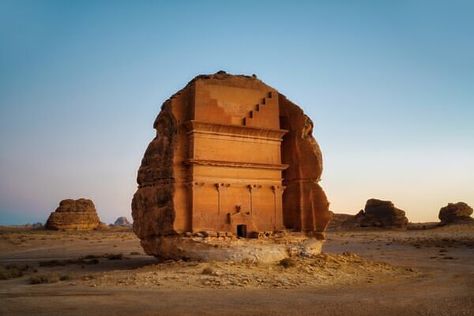 This Ancient City in Saudi Arabia Is Like Petra Without the Crowds Hegra Saudi Arabia, Saudi Arabia Tourism, Alula Saudi Arabia, Alula Saudi, Elephant Rock, Travel Wishlist, Church Architecture, Ancient Ruins, Archaeological Site