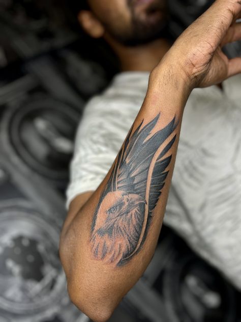 Eagle Tattoo Forearm, Eagle Shoulder Tattoo, Eagle Tattoo Designs, Arm Cover Up Tattoos, Adler Tattoo, Band Tattoos For Men, Arm Tattoos Drawing, Full Hand Tattoo, Hawk Tattoo