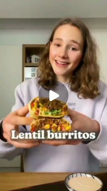 The Vegan Inspiration on Instagram: "LENTIL BURRITO 🌯 What I make for lunch when I’m almost hangry…😁 📸: Recipe by @fitgreenmind  Please Support & Follow @fitgreenmind For More Vegan Recipe  . . . ==================== . ➡️ "Get New The Complete Plant Based Cookbook - Over 100 Delicious Vegan Recipes and Including 30-Day Meal Plan" LINK IN OUR BIO 🔗 @the.vegan.inspiration . ==================== . . .  This burrito was pretty much freestyled but tastes SO GOOD! 😋 The combination of the lentils with the fresh veggies salsa and the creamy sauce, all wrapped in a tortilla and grilled until slightly crispy. You will love it! 🤭  RECIPE (for 3 servings, prep time: 15mins) -1 onion -1 can (220g) lentils, rinsed -1 Tsp each cumin, smoked paprika , salt -1/2 Tsp Chili flakes and cinnamon -1 Tbsp Veggie Burrito Recipe, Lentil Burrito, Easy Entrees, Veggie Burrito, Plant Based Cookbook, Burritos Recipe, Vegan Hummus, Vegan Inspiration, Chili Flakes