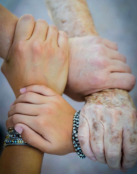 Four Generations Four Generation Pictures, Family Generation Photography, 4 Generations Photo, Family Generations, Generation Pictures, Generations Photography, Generation Photo, Family Portrait Poses, Family Picture Poses