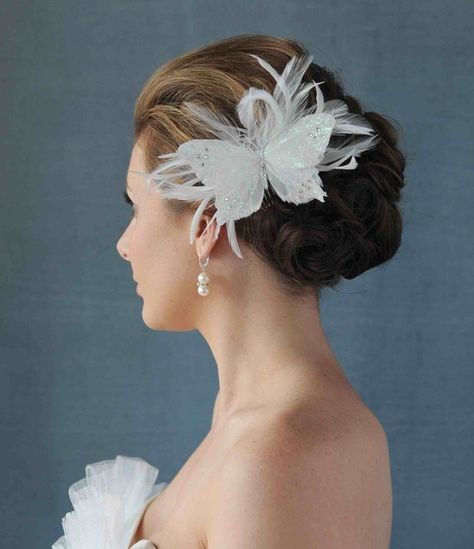 Love this simple hairstyle, and the hairpiece is nice too, though maybe not a butterfly Butterfly Headpiece, Butterfly Wedding Theme, Butterfly Hair Accessories, Wedding Hairstyles And Makeup, Fascinator Wedding, Wedding Renewal Vows, Bridal Fascinator, Fascinator Hairstyles, Feather Fascinator