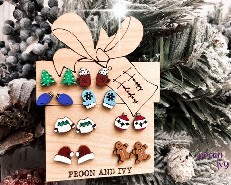 Wood Christmas Earrings, Christmas Wooden Earrings, Painted Wood Christmas Earrings, Glowforge Earrings Christmas, Laser Cut Wood Earrings Christmas, Christmas Light Bulbs, Laser Cut Patterns, Holiday Earring, Holiday Jewelry