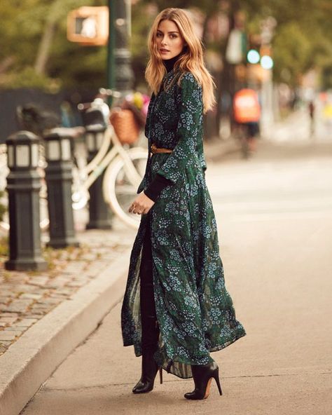 Style Icon Olivia Palermo is the New Face of Banana Republic Bohemian Autumn, Olivia Palermo Outfit, Extraordinary Fashion, Olivia Palermo Lookbook, Chique Outfit, Long Green Dress, Basic Fashion, Olivia Palermo Style, Mode Casual