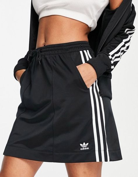 Knit Skirt Outfit, Young Adult Fashion, Adidas Skirt, Smocked Skirt, Adidas Adicolor, Adidas Three Stripes, Tennis Skirts, Adidas Outfit, Performance Leggings