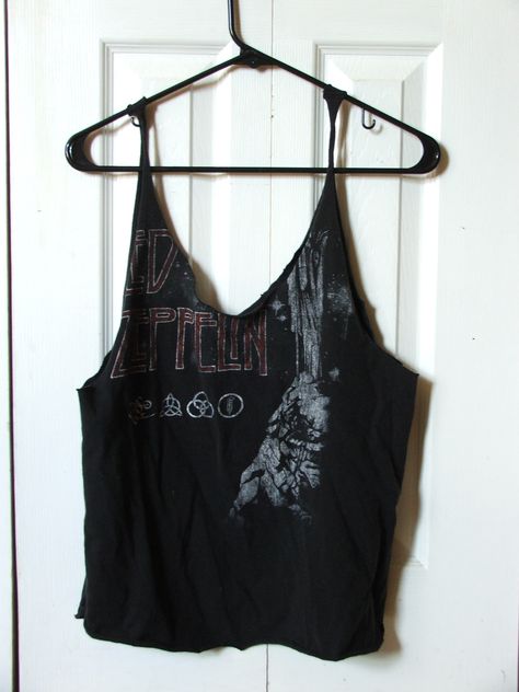 DIY tank. Boyfriend's Led Zeppelin tee. cute with a bandeau Band Tee Diy, Diy Band Tee, Band Tees Diy, Diy Tank Top, Rocker Tank Tops, Band Tank Tops, Tank Tops Diy, Diy Cut Shirts, Punk Shirt