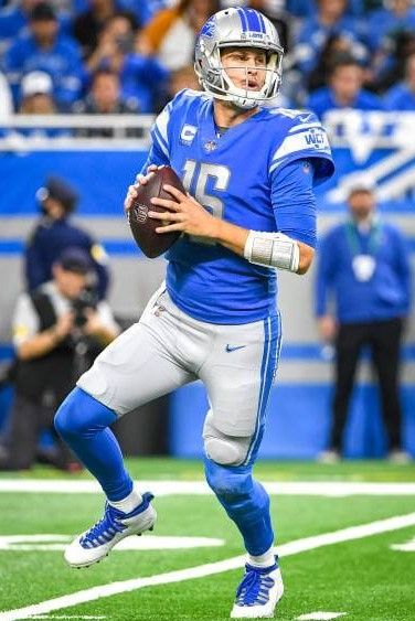 Jared Goff Lions, Detroit Lions Wallpaper, Nfl Wallpaper, Az Cardinals, Football Board, Detroit Lions Logo, Lions Logo, Jared Goff, Atlanta Falcons Football