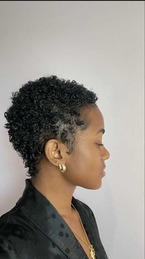 Curly Twa Black Women, Coily Short Hair, Low Cut Hairstyles For Black Women, Very Short Curly Hair Black Women, 4c Short Haircut, Short 4a Hair, Really Short Curly Hair, Big Chop Curly Hair, Short 4b Hair