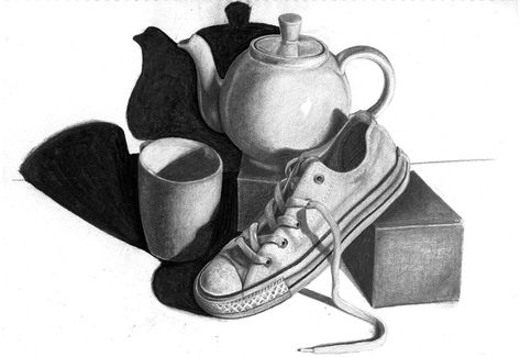 Drawing - Still Life on Behance Still Life Pencil Shading, Easy Still Life Drawing, Pencil Drawings Of Love, Still Life Sketch, Live Sketching, Tree Drawings Pencil, Bathroom Wood, Pencil Drawings Of Girls, Life Sketch