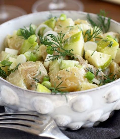 This Swedish inspired #salad is kind of a complete meal by itself, and you’ll find both crunch and freshness in a very satisfying #recipe | eatwell101.com Swedish Salad, Summer Picnic Salads, Creme Brulee Recept, Salad With Potatoes, Potato Salad With Apples, Swedish Cuisine, Potato Salad Dill, Chicken Lunch Recipes, Nordic Recipe