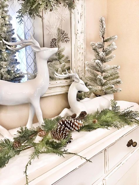 Deer Decorations Christmas, Christmas Countertop, Christmas Countertop Decor, December Diy, Deer Decorations, Christmas Deer Decorations, Christmas Foyer, Pretty Christmas Decorations, Christmas Props