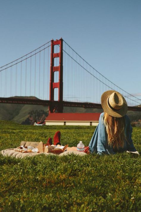 Presidio: Get Sandwiches at Blue Barn & Picnic at Crissy Field Chrissy Field San Francisco, Film Moodboard, Presidio San Francisco, Blue Barn, 2025 Spring, Visit San Francisco, Lombard Street, Spring Semester, Grad Photoshoot