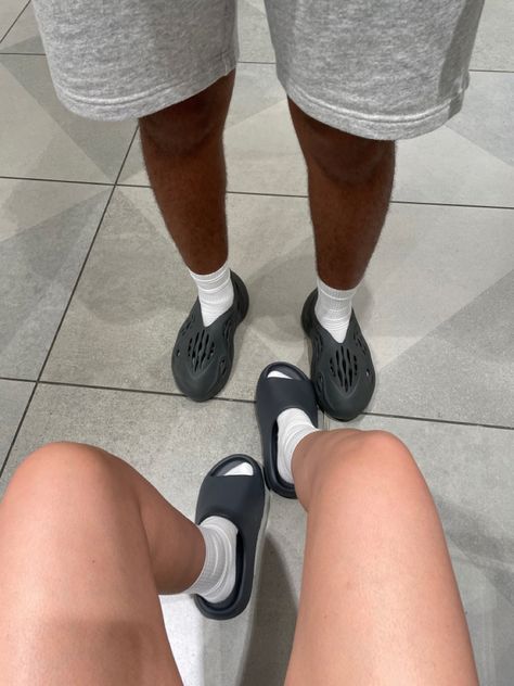 yzy slide granite 
yzy foam runner carbon Adidas Foam Runner Outfits, Adidas Yeezy Slides Outfit, Adidas Foam, Yeezy Slides Outfit, Foam Slides, Boy Snaps Pic, Runners Outfit, Foam Runners, Relationship Pics