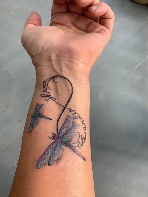 Dragonfly Forearm Tattoo Women, Dragonfly Infinity Tattoo, Dragonfly Memorial, Dragonfly Tattoos, Name Tattoos For Moms, Inspirational Relationship Quotes, Dragonfly Tattoo Design, Remembrance Tattoos, Ribbon Tattoos