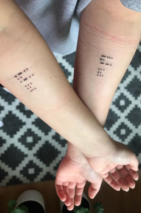 Sibling tattoo, lil sis and big sis #tattoo Big Sis Tattoo, Sis Tattoo, Sibling Tattoos, Lil Sis, Big Sis, Tattoo Quotes, Tattoos