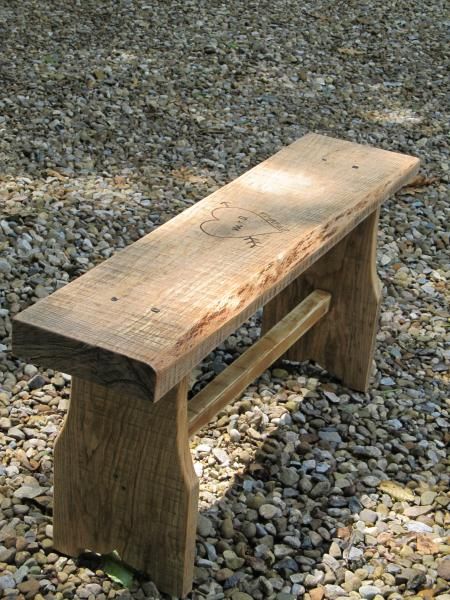 The one board bench http://pinterest.com/carriegracehall/home-sweet-home-diy/ Kids Woodworking Projects, Shipping Furniture, Diy Bank, Woodworking Projects Furniture, Rustic Bench, Woodworking Projects For Kids, Woodworking Furniture Plans, Diy Bench, Woodworking Plans Diy