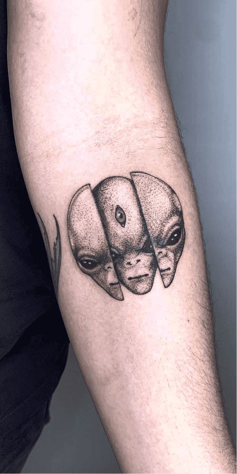 Tattoo Ideas Alien, Alien Tattoo Design, Alien Tattoo Ideas, Alien Tattoos, Alien Tattoo, Tattoo Design Ideas, Tattoo Design Drawings, Tattoo On, Tattoo Design