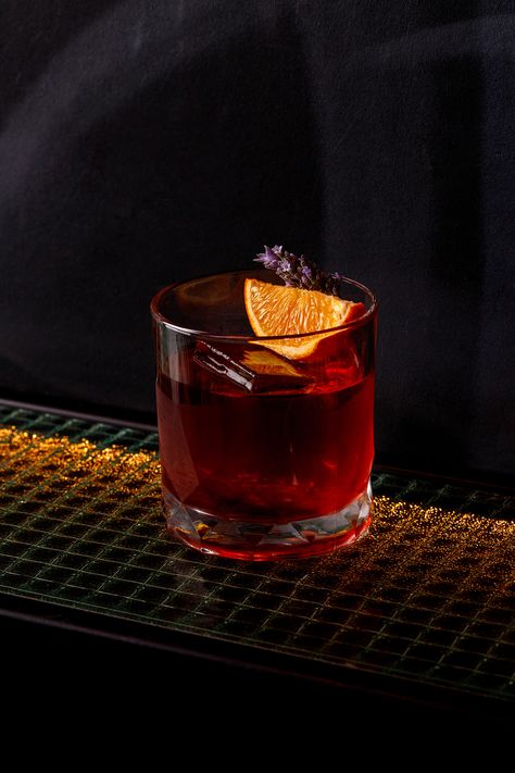 Negroni Week - Campari on Behance Cocktail Dark Photography, Restaurant Cocktail Photography, Negroni Cocktail Aesthetic, Fine Dining Cocktails, Negroni Photography, Negroni Aesthetic, Red Food Photography, Cocktail Photoshoot, Fine Dining Photography