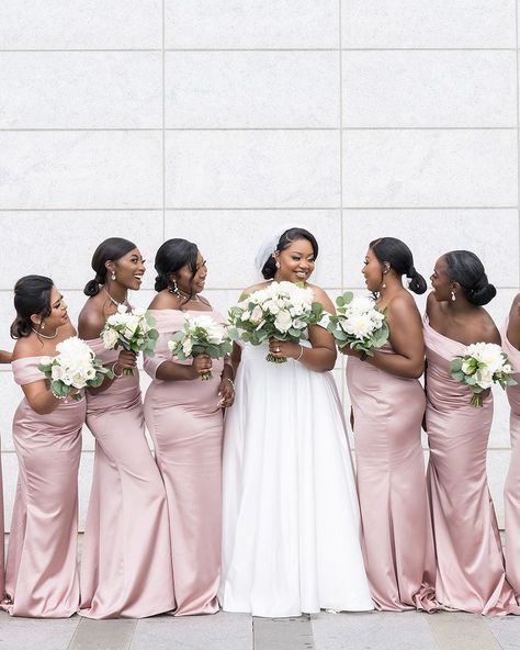 🤍 💗 We'll never tire of blush bridesmaid dresses - it's the perfect shade for all seasons and all styles of wedding. Soft and romantic, feminine and chic, it's easy to see why blush bridesmaids dresses are a firm favourite for many bridal parties again for 2024/2025 and beyond. ✨ Love this look? See over 40 inspiring bridal parties in our feature on blush bridesmaids dresses right here: https://onefabday.com/blush-bridesmaid-dresses/ Pic 1: @thelovedonesphotography Pic: 2 @guijorgephotogr... Bridesmaid Dresses Black, Blush Bridesmaids Dresses, Light Pink Bridesmaid Dresses, Blush Pink Bridesmaid Dresses, Blush Bridesmaids, 2025 Wedding, Blush Bridesmaid Dresses, Pink Bridesmaid Dresses, Bridal Parties