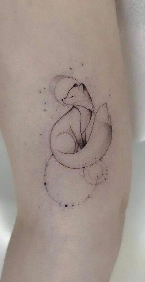 Foxy Tattoos For Women, Fine Line Fox Tattoo, Small Fox Tattoos For Women, Small Fox Tattoo, Mini Tattoos For Women, Side Tattoos Women, Fox Tattoo Design, Tier Tattoo, Dandelion Tattoo