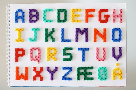 Danish Alphabet by S△R△H, via Flickr Perler Bead Designs, Pyssla Beads, Hamma Beads Ideas, Easy Perler Bead Patterns, Pixel Beads, Bead Crafts Diy, Fuse Bead Patterns, Hama Beads Design, Diy Perler Bead Crafts