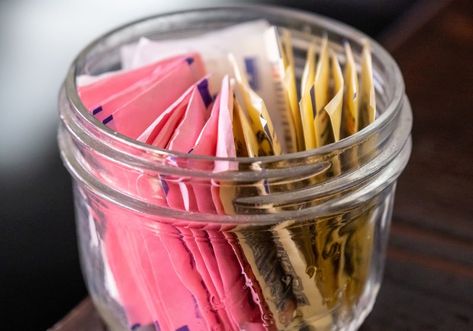 Artificial Sweeteners Alter Gut Bacteria in Humans | The Scientist Magazine® Bad Sugar, Makanan Rendah Kalori, Sugar Alternatives, Diet Soda, Sugar Intake, Artificial Sweeteners, Adipose Tissue, Food Additives, Sugar Substitute